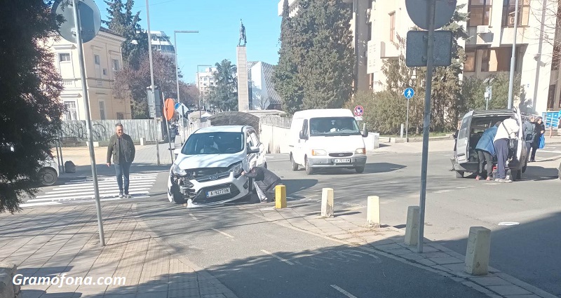 Отново катастрофа на подземната улица в Бургас