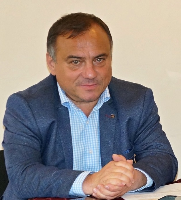 Антон Коджабашев е новият президент на българските щанги