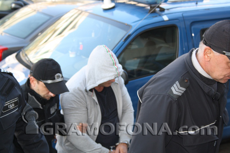 Христо Монев, набирал проститутки, остава под стража