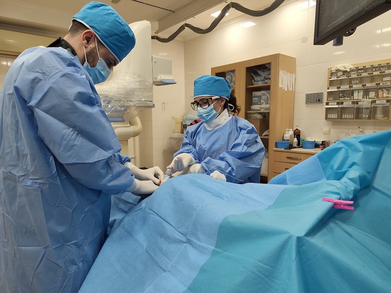 За първи път в Бургас – съдови хирурзи от УМБАЛ използваха безвреден газ вместо йоден контраст