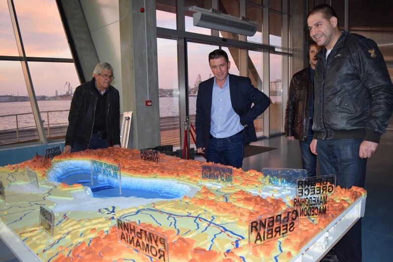 Макет на Черно море краси Морска гара Бургас