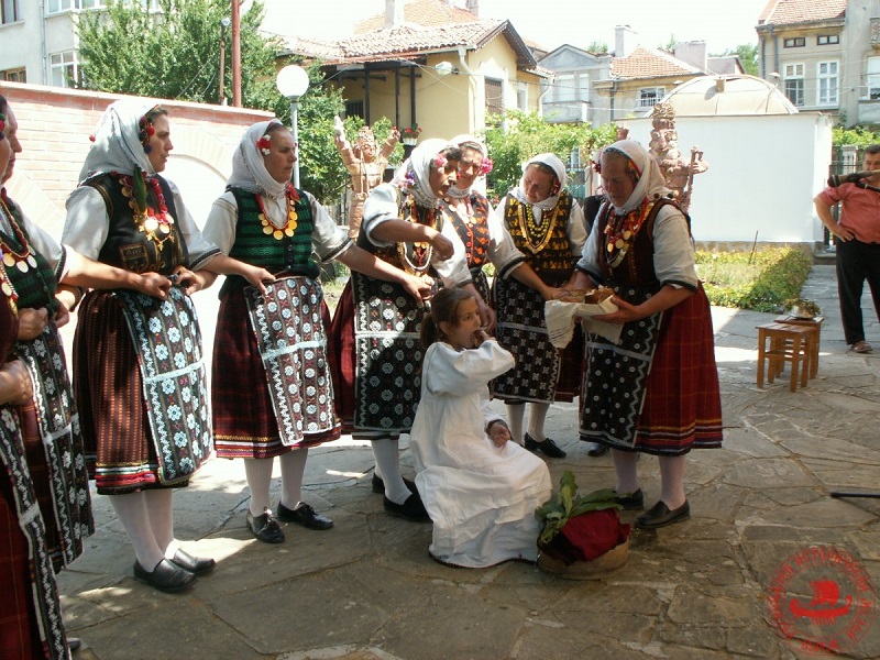 На Еньовден в Бургаския музей