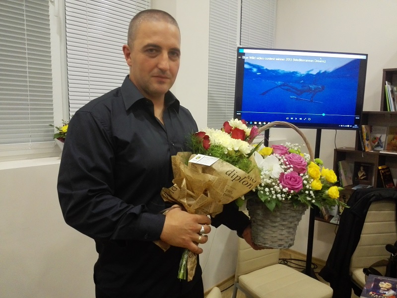 Различният Динко Динков