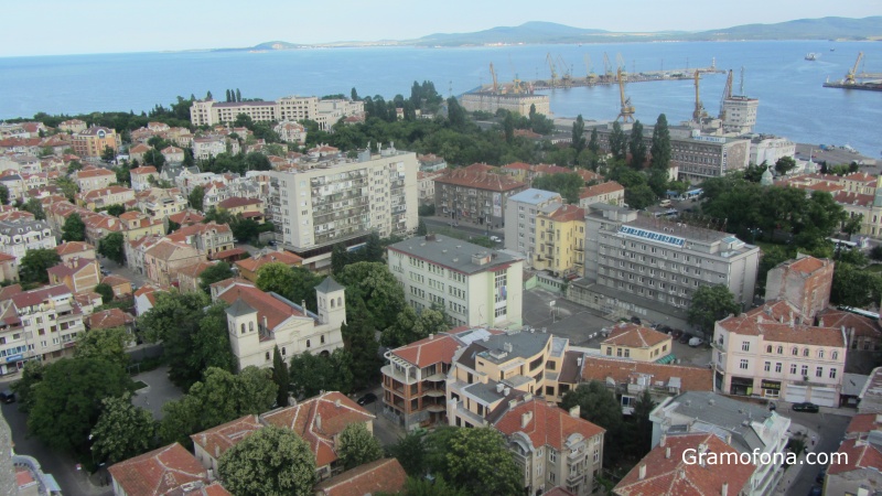 Какви са актуалните пазарни тенденции на жилищния пазар в Бургас