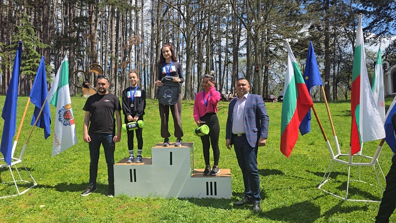 Планинско бягане обедини учители и ученици в Сунгурларе