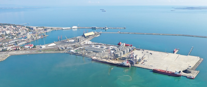 Инвестиционният фонд към „Три морета“ придоби дял от БМФ Порт Бургас