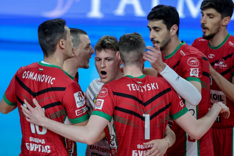 Нефтохимик победи Левски в София и си осигури нов мач в Бургас