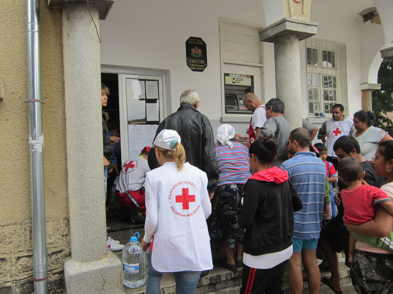 БЧК призовава за спешна помощ за пострадалите от новите наводнения