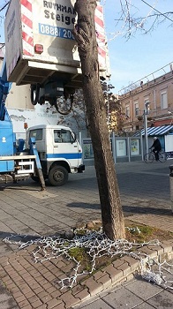 Свалят коледната украса в Бургас